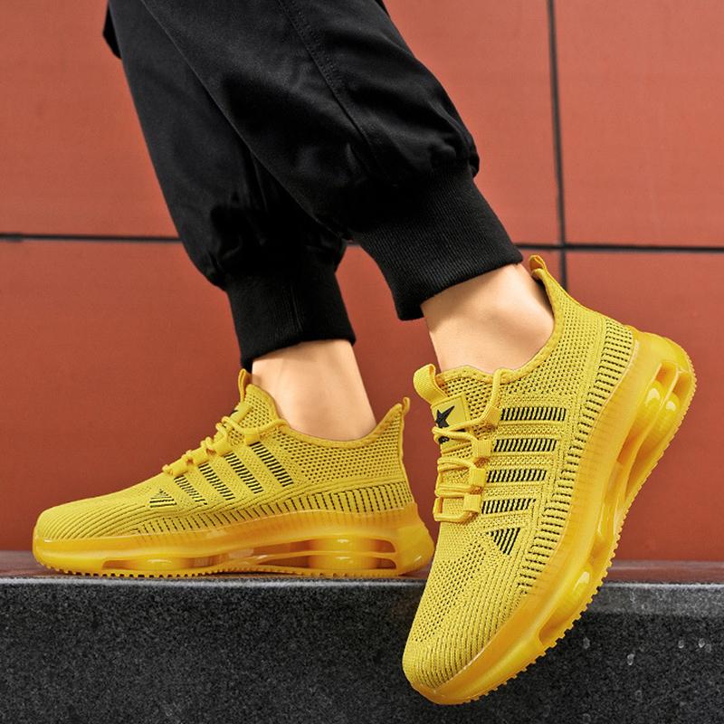 Fashionable Men's Sports Shoes Lightweight Breathable Fast Drying Mesh Cushioning Running Shoes Fitness Training Non Slip Shoes