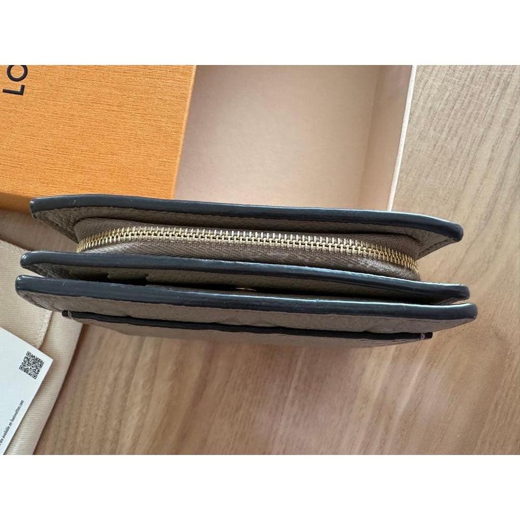 Used Beautiful condition * Louis Vuitton * Bi-fold wallet * Monogram Empreinte * Portefeuille Claire