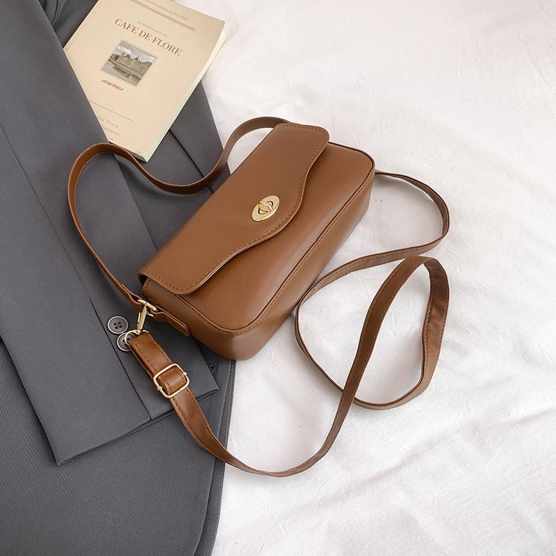 Retro Fashion New Large-capacity Lock Casual Work Commute Single Shoulder Underarm Small Square Women's Bag