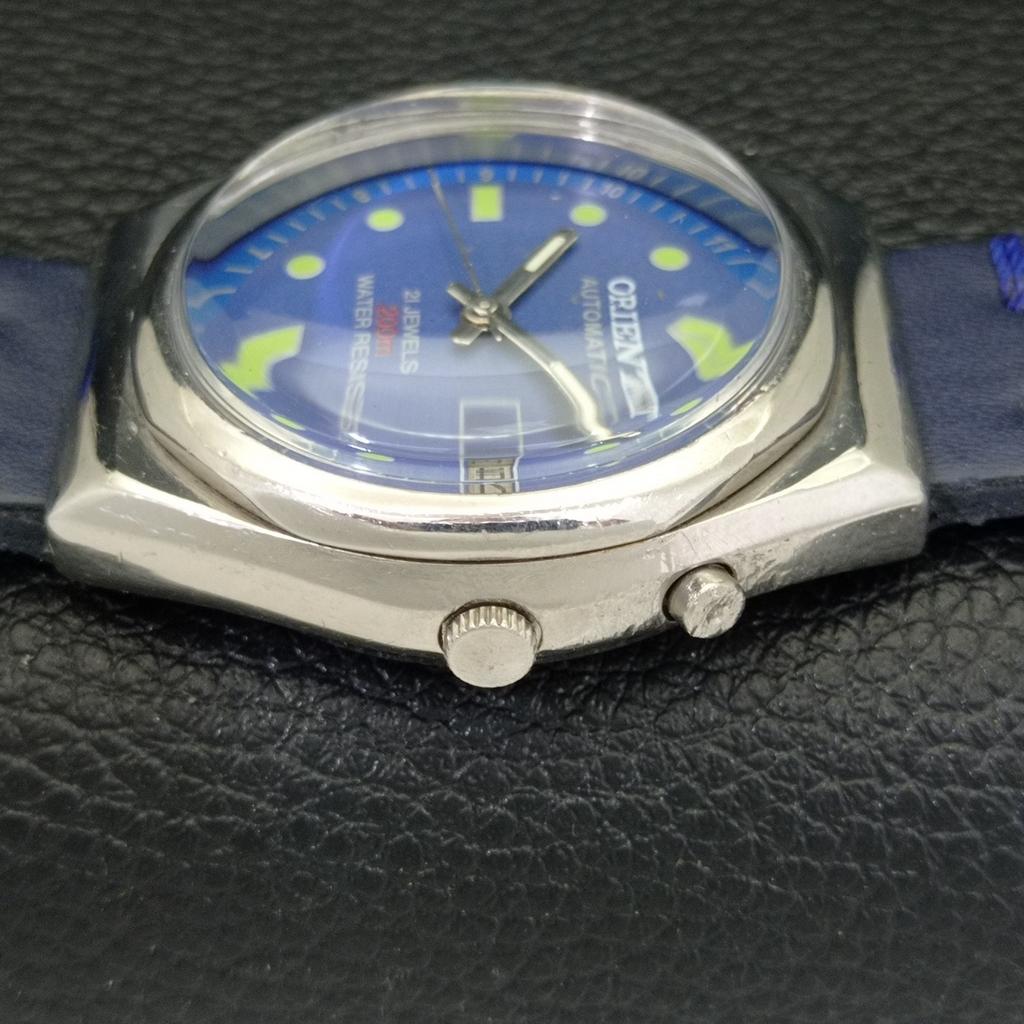 VINTAGE ORIENT AUTOMATIC 46941 JAPAN MENS BLUE COLOR DIAL WATCH a700711-5 R204-a700711
