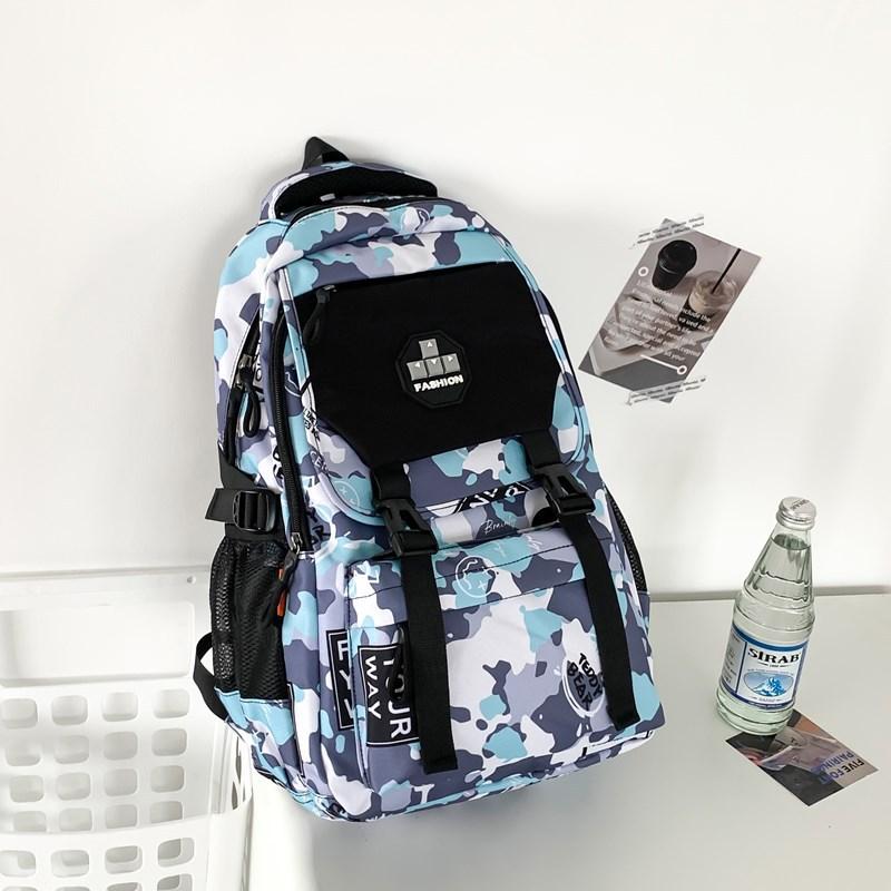 Fashion new simple large-capacity backpack, junior high school student schoolbag, male trend camouflage printing trend backpack