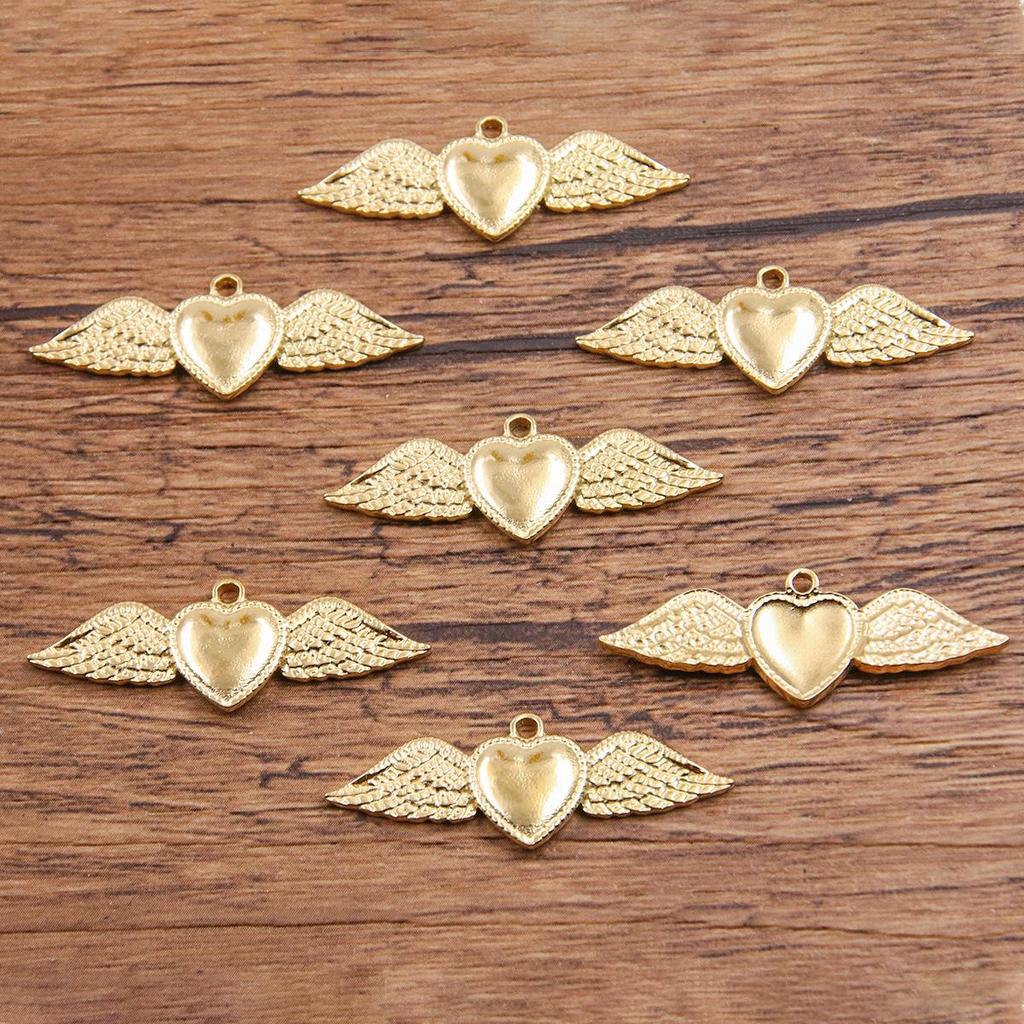 Gothic Heart Charms: Vacuum-Plated Stainless Steel Jewelry Accessories in 2 Colors and Multiple Styles for Halloween Pendants