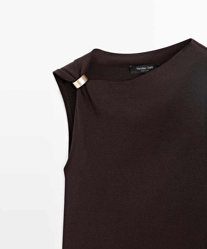 Masimodutti Asymmetrical Brooch Detail Top