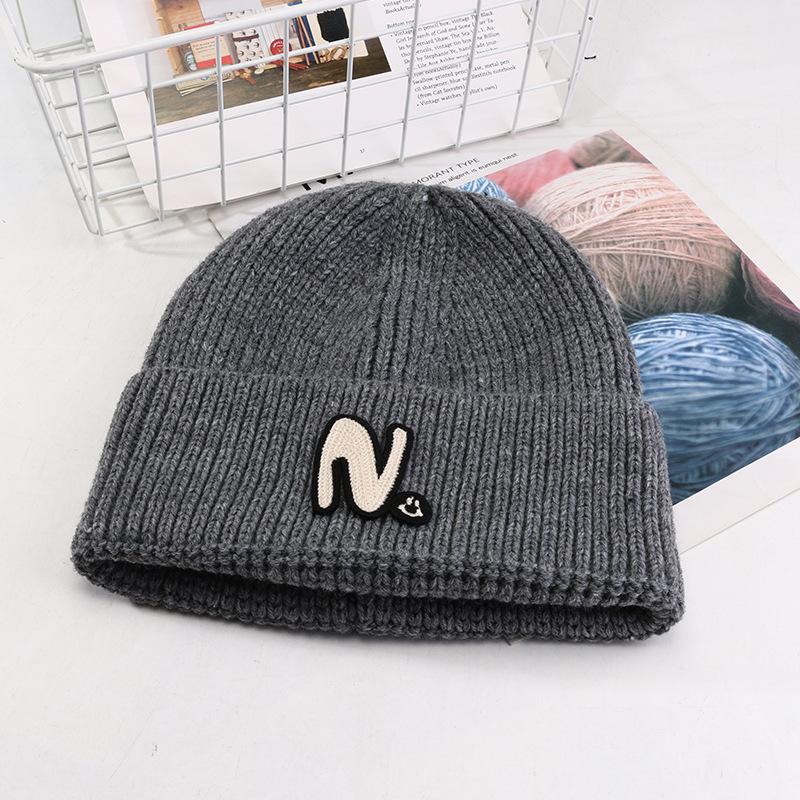 Women's Autumn and Winter New Dopamine Wool Hat Korean Versatile Knitted Hat Student Outdoor Warm Face Showing Small Cold Hat