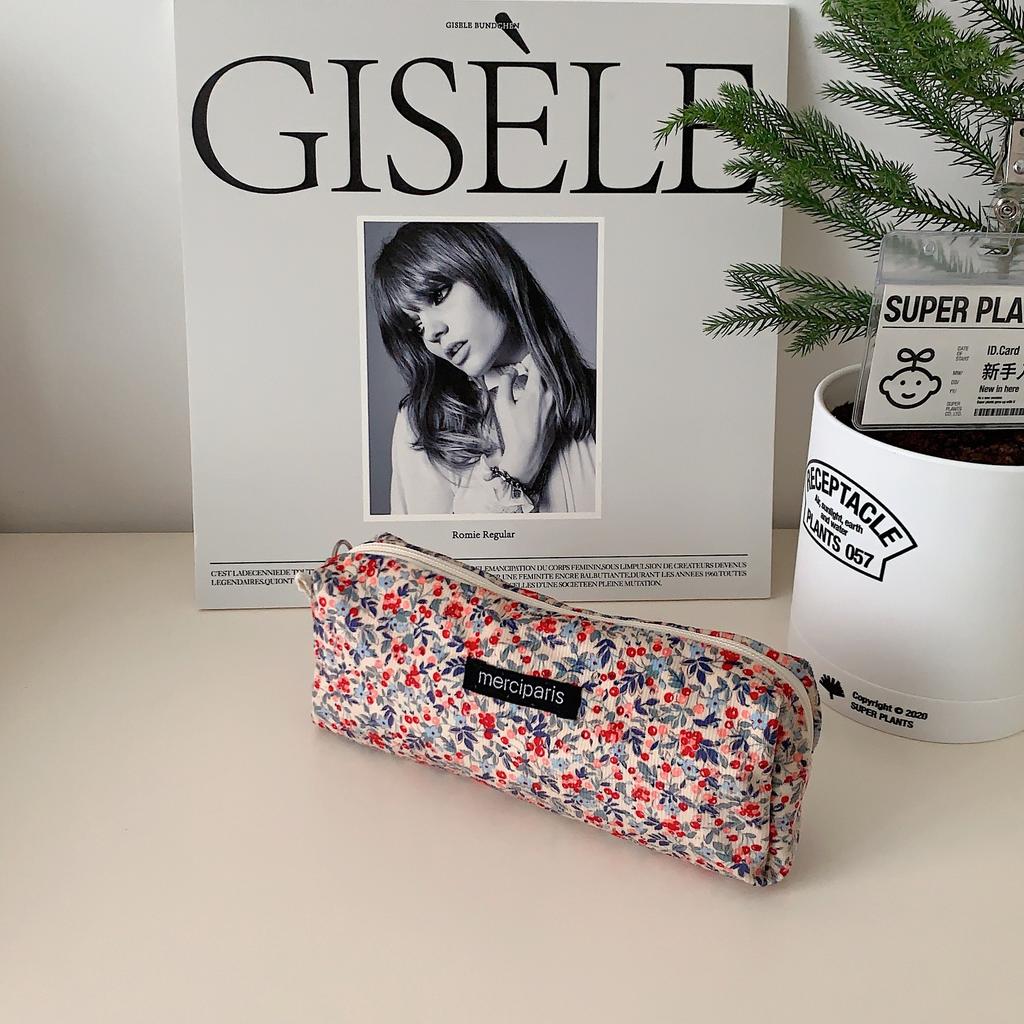 [Spot] Corduroy retro literary pencil bag ins Japanese student cosmetic bag storage and finishing bag