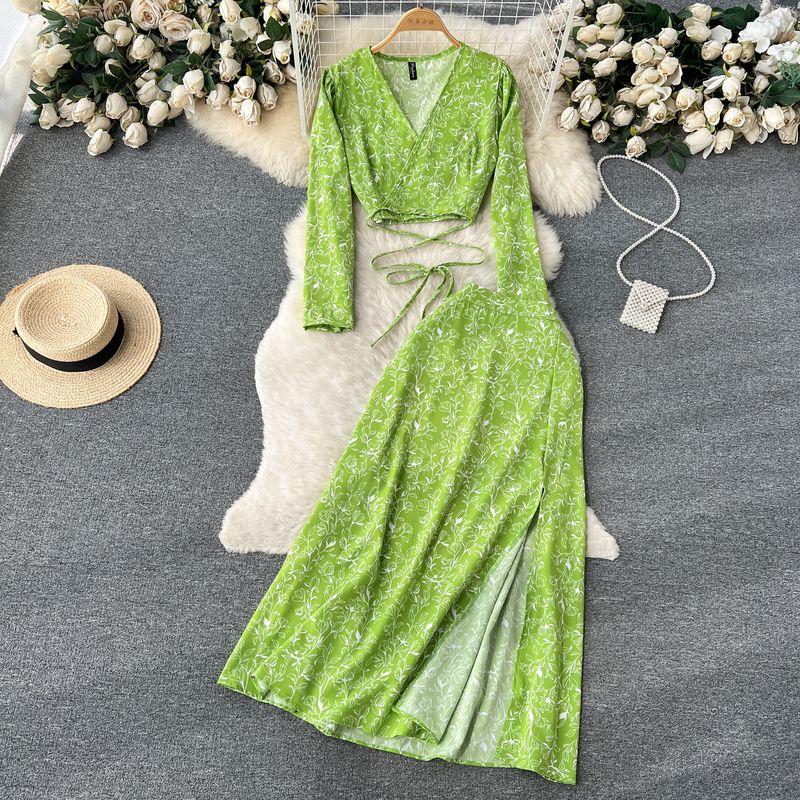 

Vacation Style Floral V Neck Split Skirt Tops Cyan One size