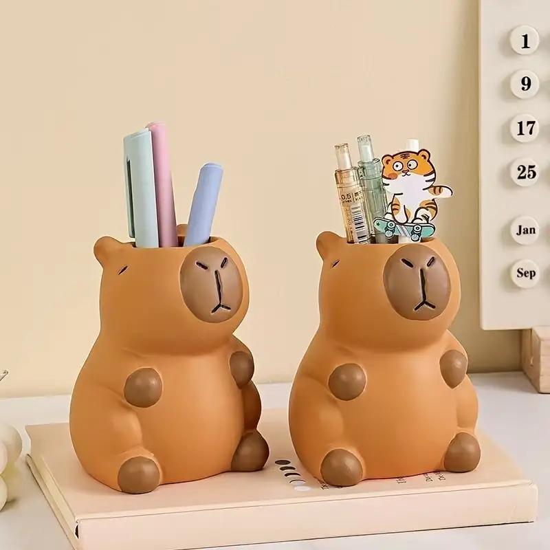 Capybara Pen Holder and Makeup Brush Storage Rack - Fun Design Rubber Desktop Decoration, Makeup Brush and Stationery Storage