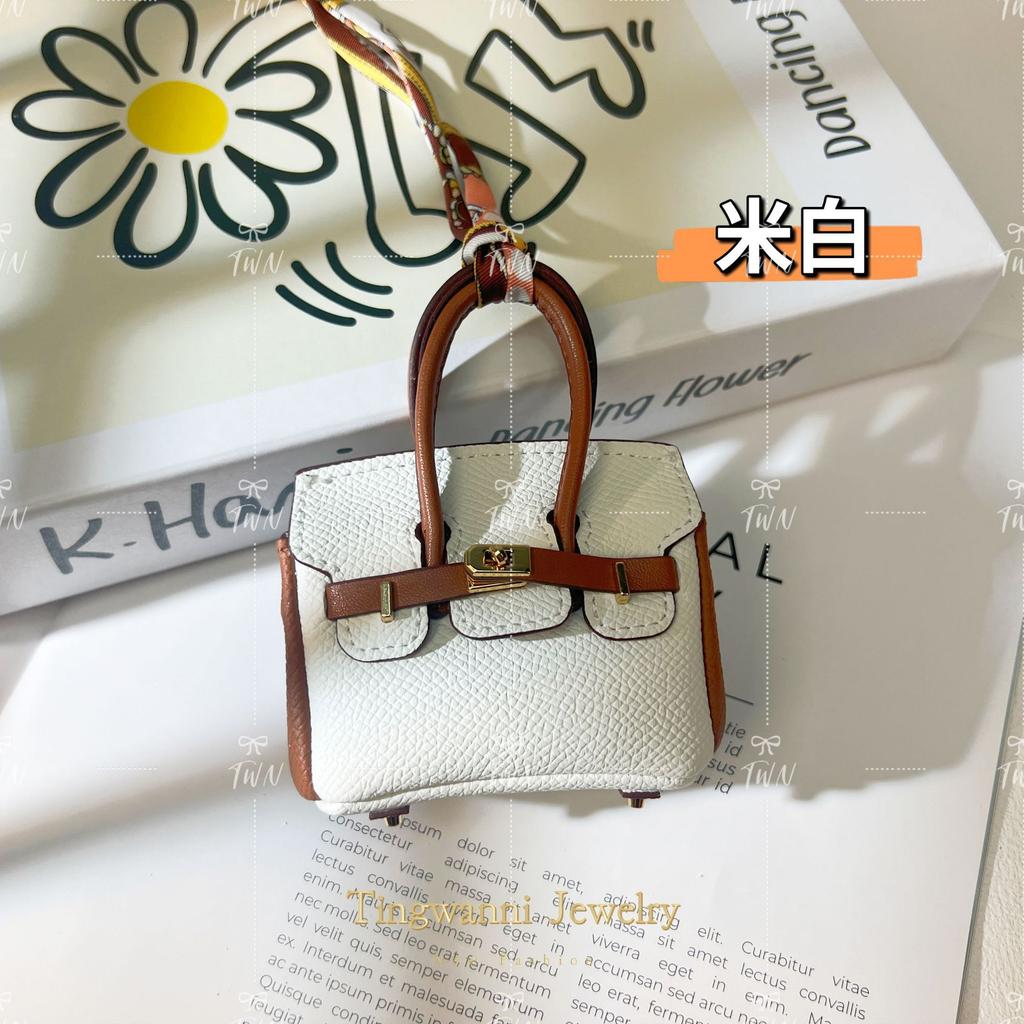 New Fashionable Mini Bag Pendant Cute Earphone Bag Mouth Red Envelope Car Keychain Bag Pendant Change Bag Female