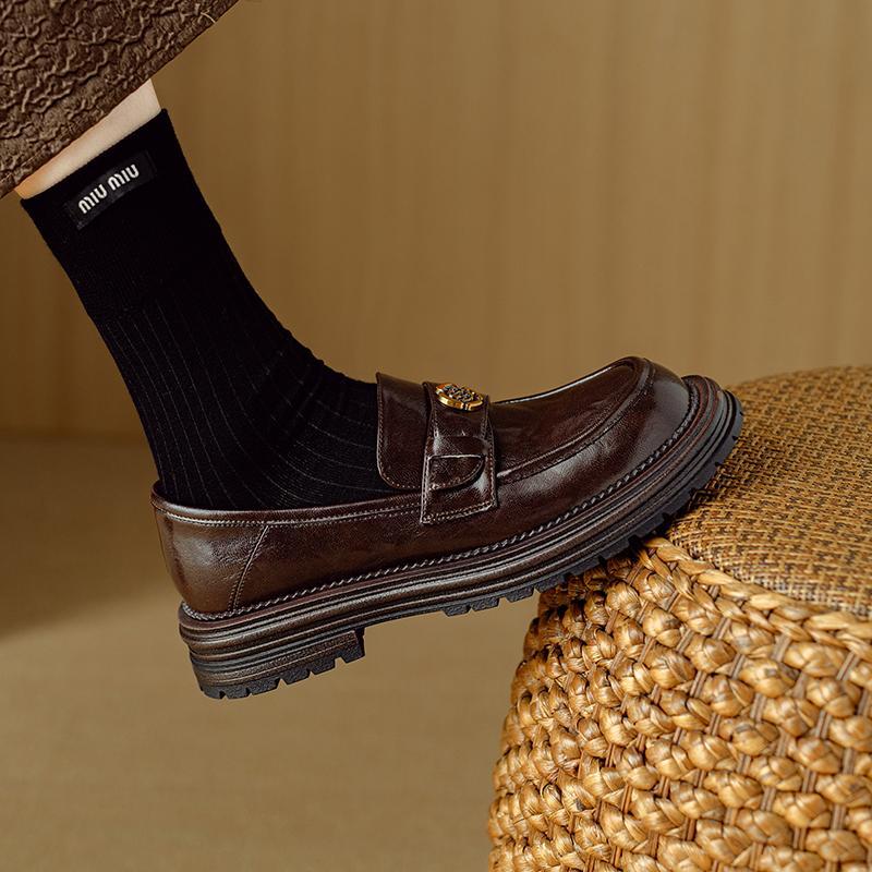 Sheepskin Version of British Style Leather Thick-soled Heightening Camellia Loafers, Female Lazy One Pedal with Skirt, Small Leather Shoes