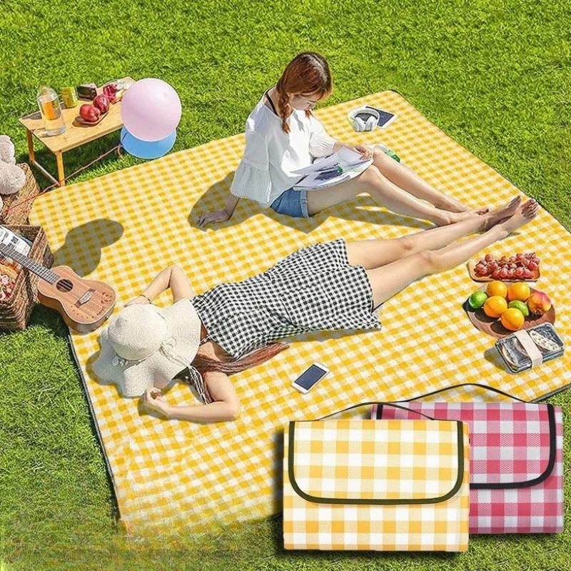 Picnic Mat - Waterproof and Moisture-proof, Thickened Camping Mat, Portable and Easy-to-carry Lawn Mat, Spring Outing, Barbecue, Beach Mat