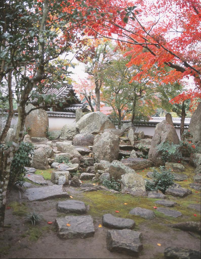 Tales of Gardens Exploring Famous Gardens Hyogo's - Japan's