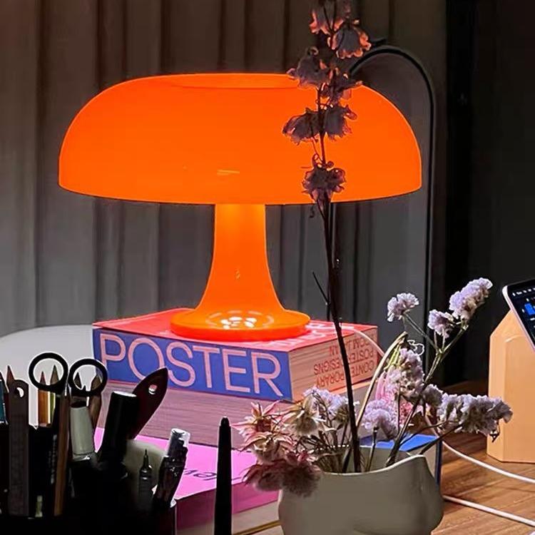 Classic Mushroom Table Lamp Modern Bauhaus Art Table Lamp Bedroom Bedside Lamp Danish Designer Orange Decorative Table Lamps