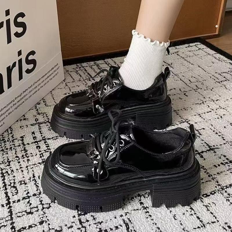 

толстый каблук толстая подошва черный весна новый на шнуровке одинарная обувь женская глянцевая униформа кожаная обувь 40