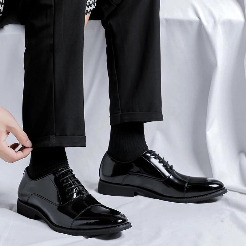 Modische Business-Schuhe aus Leder für Herren, Oxfords zum Schnüren, formelle Schuhe, schwarze Oxfords aus Leder für Herren, elegante Büro-Arbeitsschuhe
