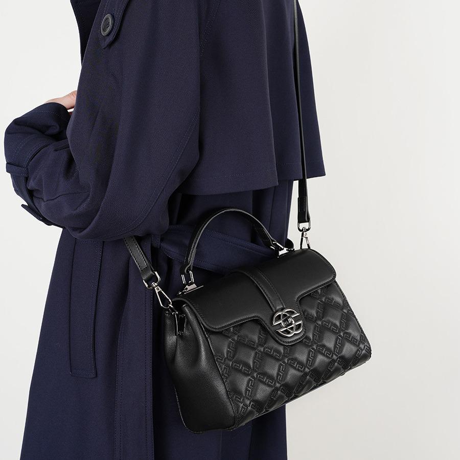 Large Capacity Top Layer Cowhide Crossbody Shoulder Bag