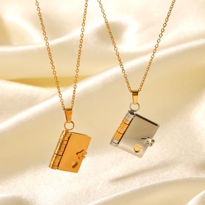 Color-block Heart Book Pendant Necklace for Women, Light Luxury Niche Design Titanium Steel Necklace, Fade-resistant