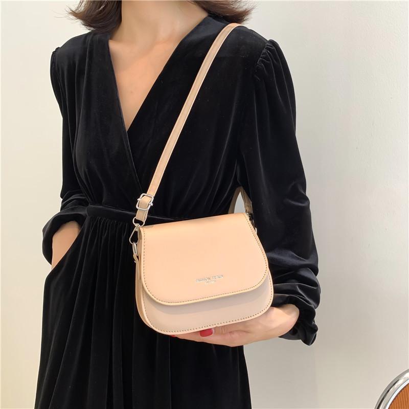 Fashion Flap Saddle Shoulder Bags for Women Solid Color Designer Messenger Handbags Purse Small Female Leather Crossbody Bag