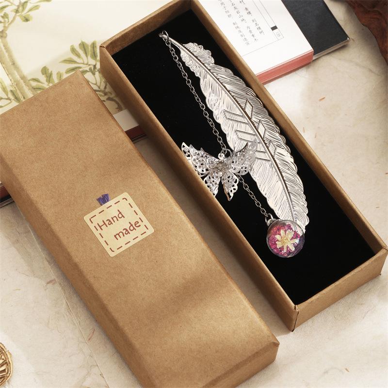 Exquisite Chinese-Style Feather Leaves Metal Bookmark Gift Box – Perfect for Teacher's Day & Birthdays