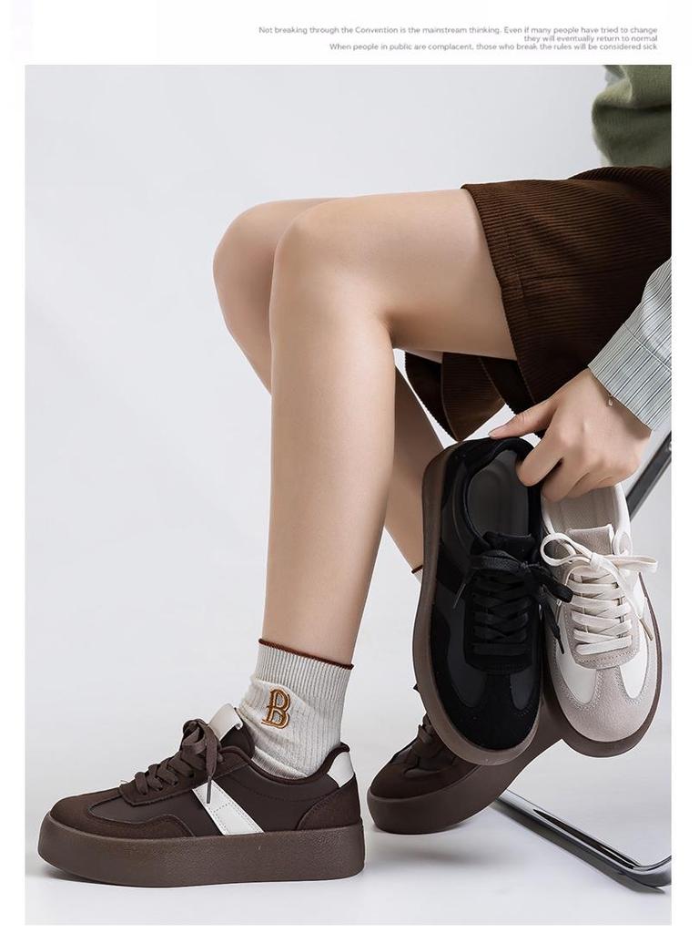 Autumn Retro German Trainer: Versatile White Casual Sneakers for Women F8862