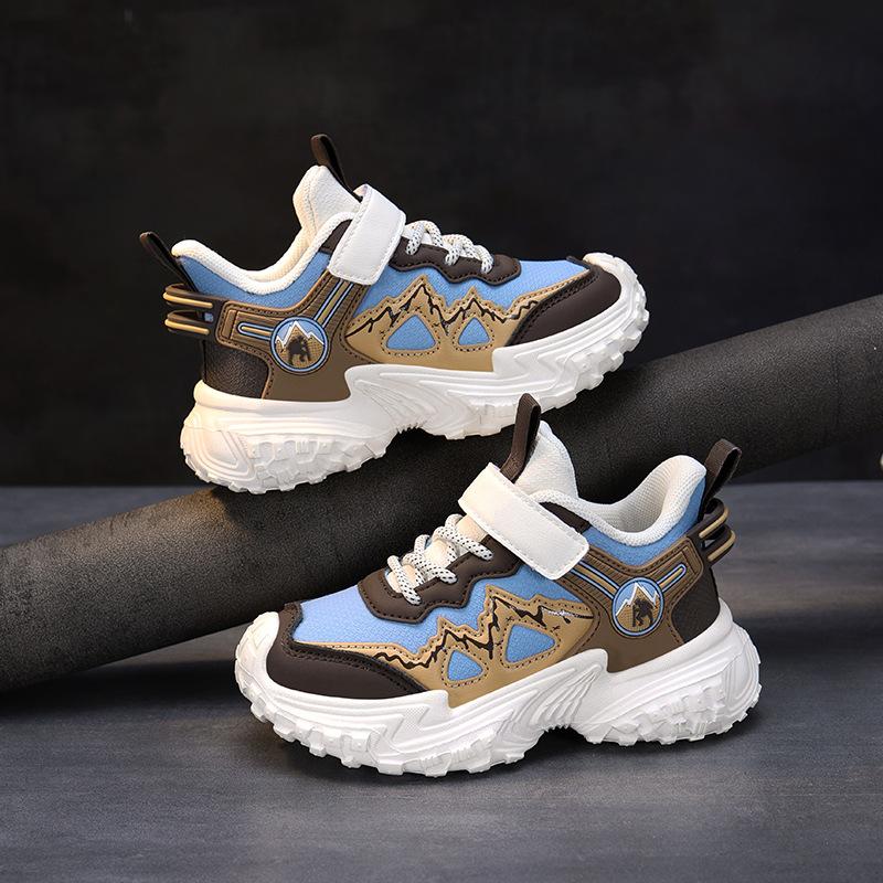 

Boys shoes spring and autumn 2025 new leather waterproof casual shoes non-slip middle and older children s sports shoes 39