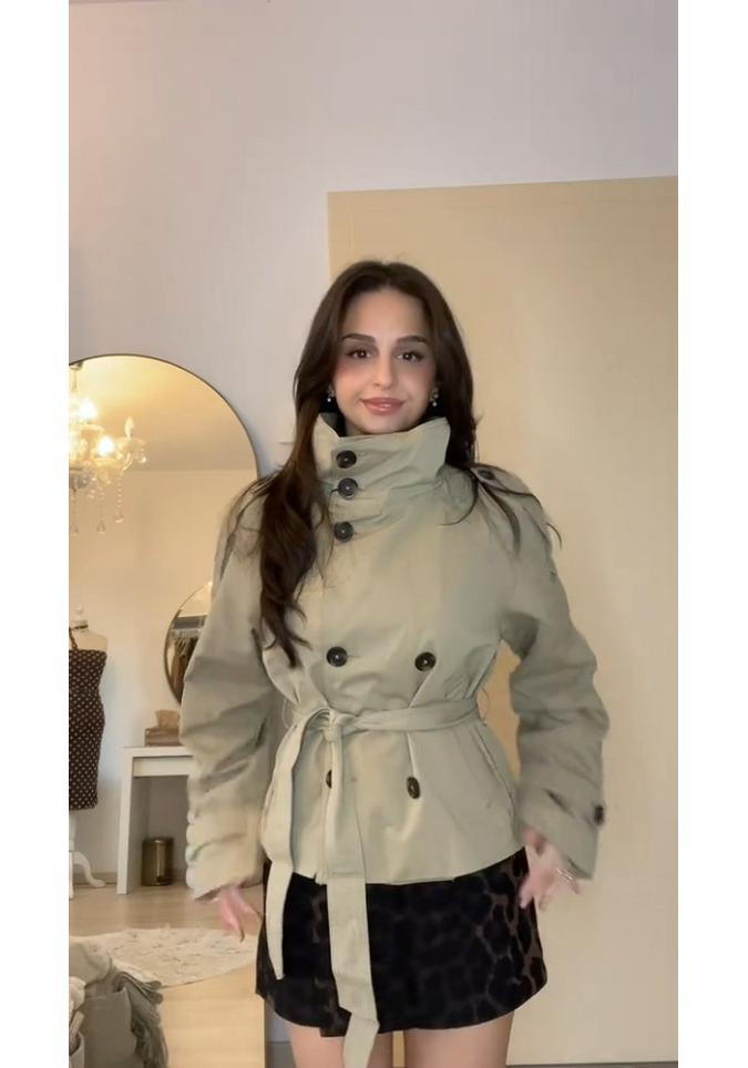 2025 Retro Design Double-Breasted Belted Short Trench Coat