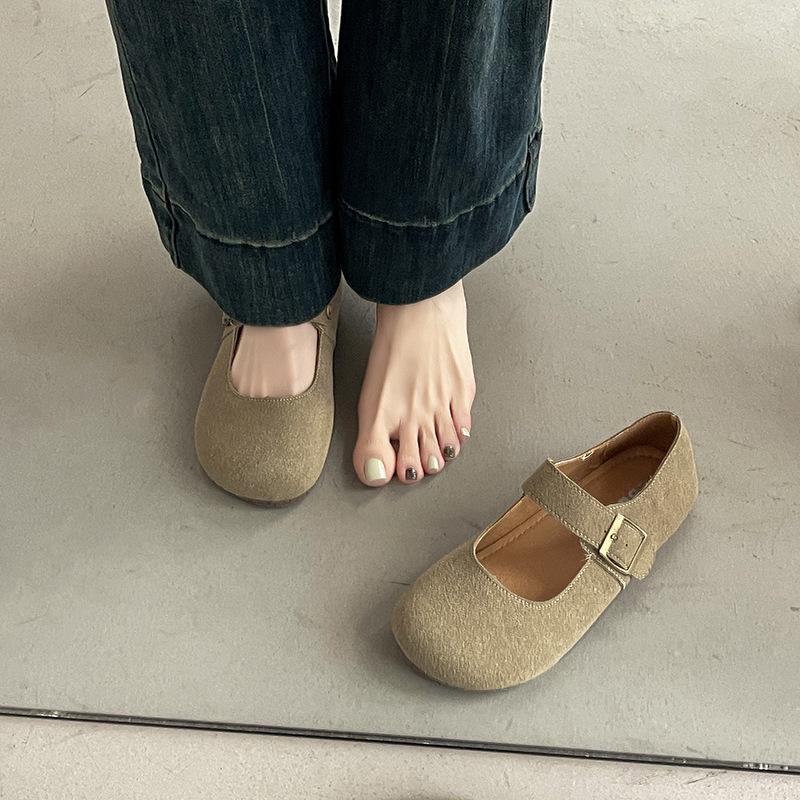 

French retro round head flat bottom shallow mouth single shoes women 2025 new spring and autumn fairy style with skirt Mary Jane shoes 35 хакі