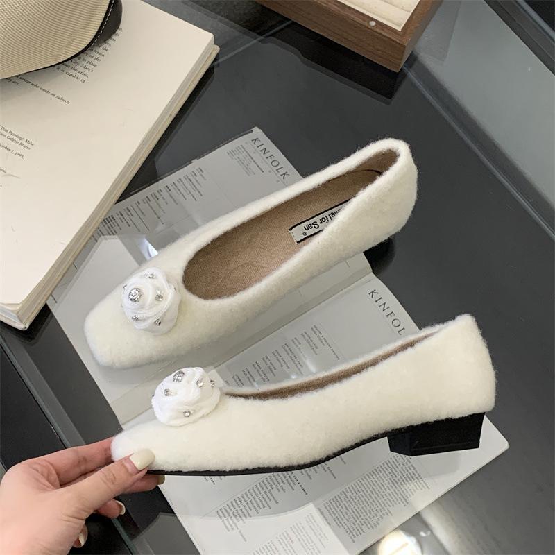 French Velvet Single Shoes Women's 2025 Autumn and Winter New French Fairy Fluffy Shoes Women Wear Flat Mary Jane Cotton Shoes