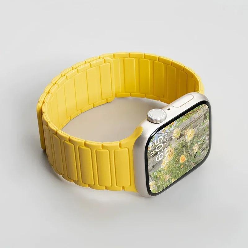Silicone Strap for Apple Watch 46mm 42mm 49mm 45mm 41mm 44mm 40mm Magnetic Band for IWatch Ultra 2 Series 10 9 8 7 6 SE 5 4 3
