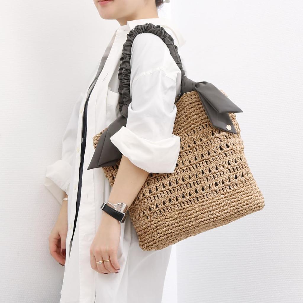 Ribbon Pattern Knitted Tote Bag