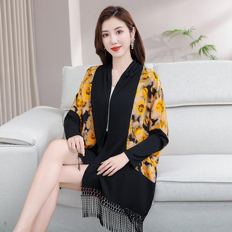 Medium women's trench coat new knitted sweater shawl top mother fashion fringed meat cover coat
