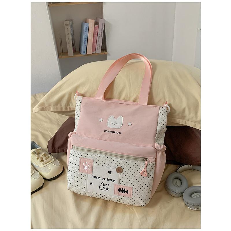 

New high-value Japanese ins fresh and sweet cute cartoon make-up bag women s lightweight large-capacity messenger bag
