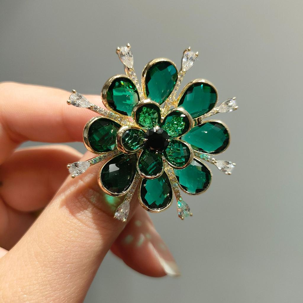 Senior brosjer blomst blad brosje pins for kvinner dress anheng mote brosjer smykker