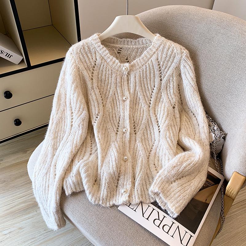 Women's Stylish Round Neck Hollow Knit Cardigan Sweater, Autumn/Winter Versatile Age-Defying Outerwear.