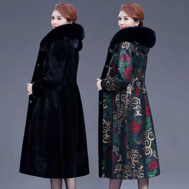 Double-sided Fur Integrated Winter New Medium and Old Women's Clothing Mother Fur Coat Coat