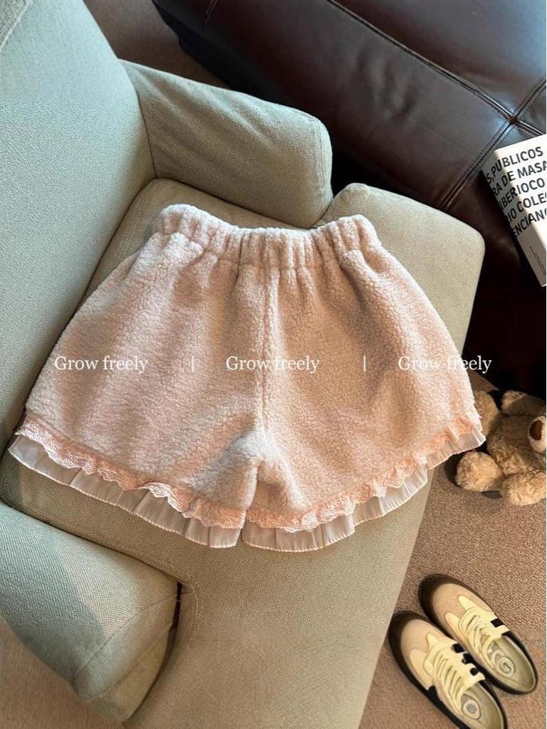 Women's Lambswool Lace Bootcut High-Waisted Shorts - Autumn/Winter 2025 Collection, Trendy Wide-Leg Design.