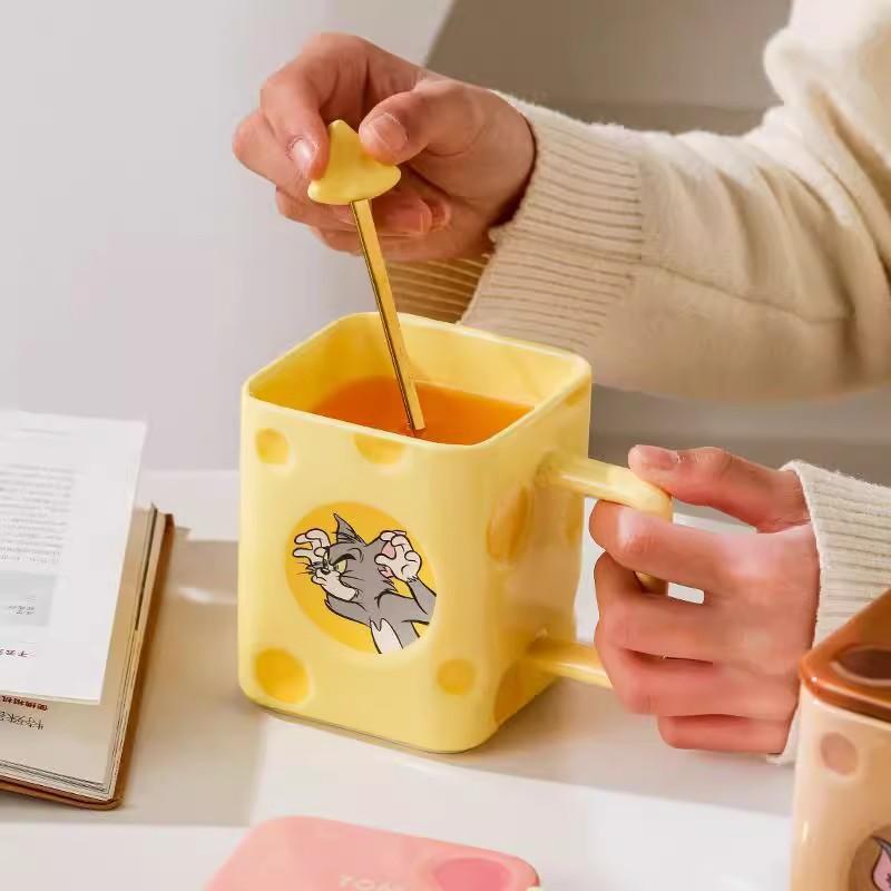 Cat and Mouse Genuine Authorized Mug Cute Couple Household Ceramic Water Cup for Girl's Birthday Gift Cup