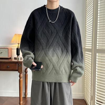 Men's Gradient Thickened Loose Knit Round Neck Sweater