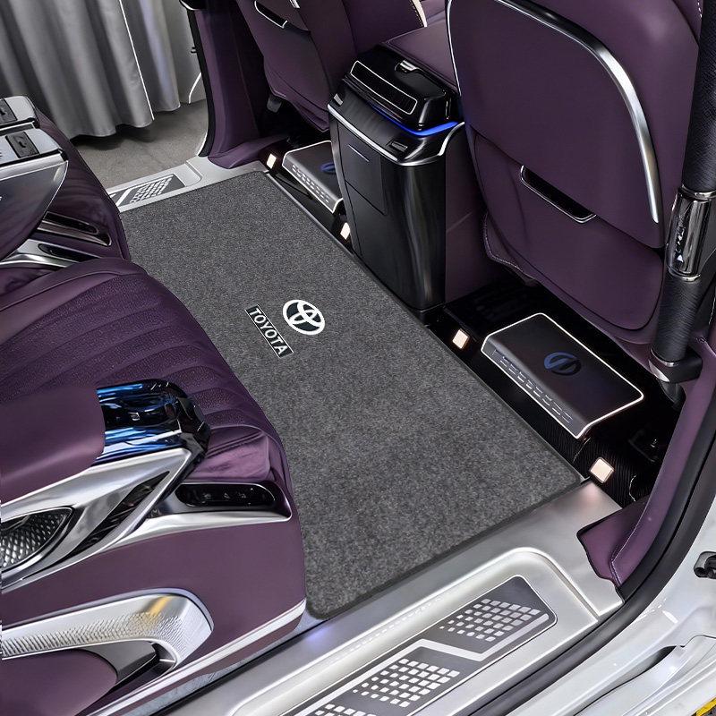 2026 Toyota Sienna Fußmatten für die mittlere Sitzreihe - Grewia Edition