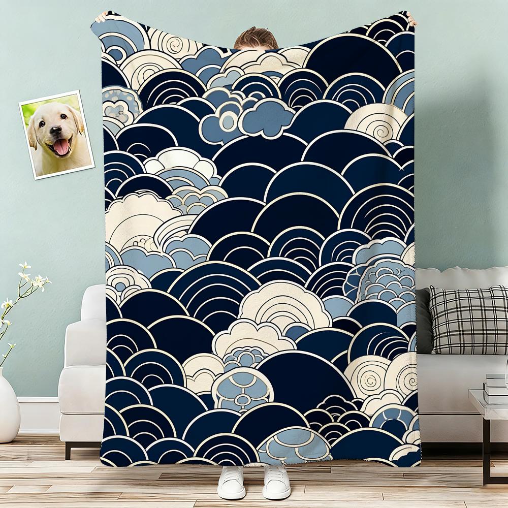 Japanese Waves Throw Lightweight 240g Flannel Blanket Soft Skin-friendly for Summer Cooling