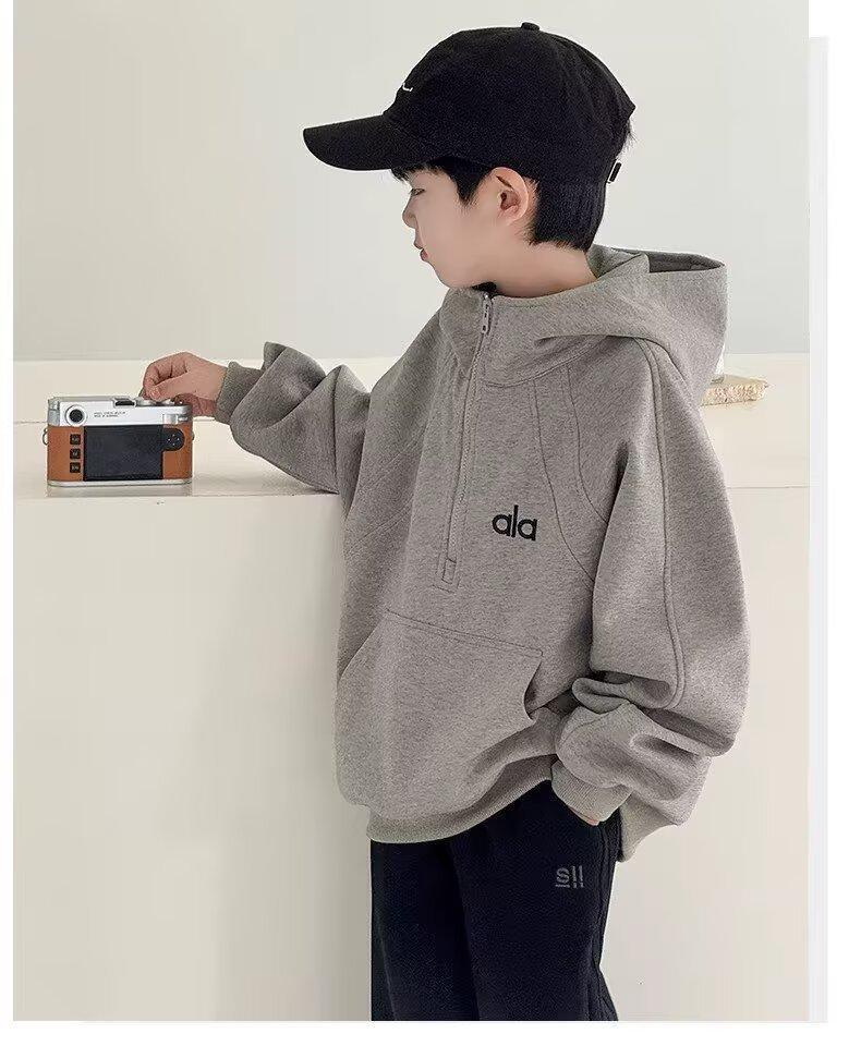 Boys' Velvet-Lined Hooded Sweatshirt - 2026 Trendy Winter Fleece for Big Kids