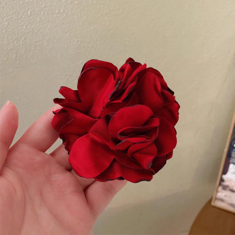 

Великий градієнтний шовковий затискач для волосся у формі троянди - 3D дизайн квітки для жінок, ідеально підходить для фотосесій на узбережжі