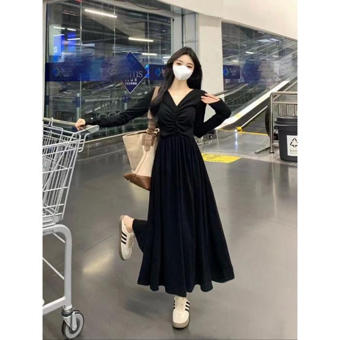 2026 Women s French Pleated Slim Fit Long Sleeve Dress for Spring and Autumn L