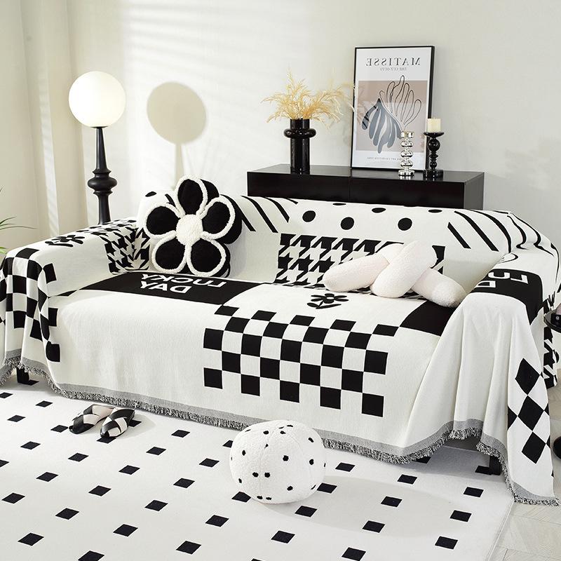 Pastoral Chenille Sofa Cover: Thick, Full-Coverage, Anti-Scratch Slipcover for All Seasons