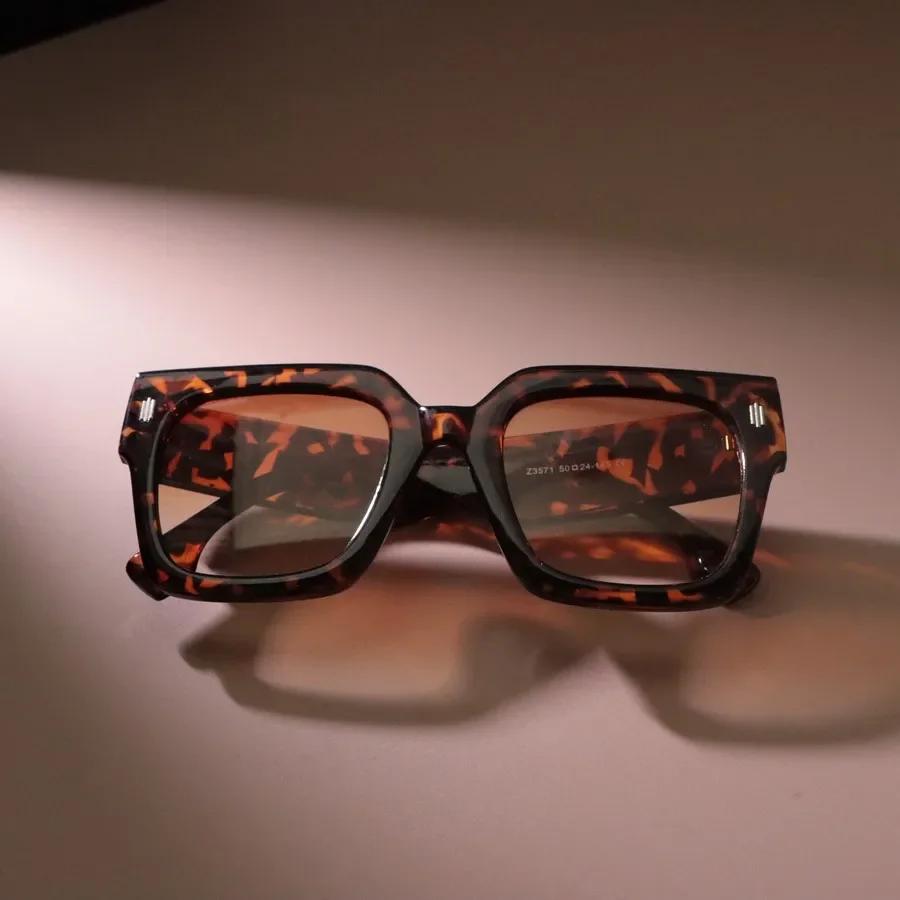 Fashion Oversized Sunglasses Women Men Geometric Square Designer Sun Glasses Male Female Brand Lovely Travel