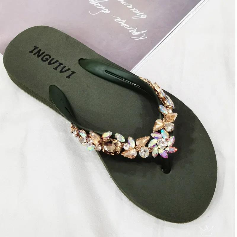 Fashion Slippers Women Glitter Flip Flops Summer 2025 Fashion Outdoor Rhinestone Chain Wedge Beach Slippers Jelly Hawaiian Flat Sandals
