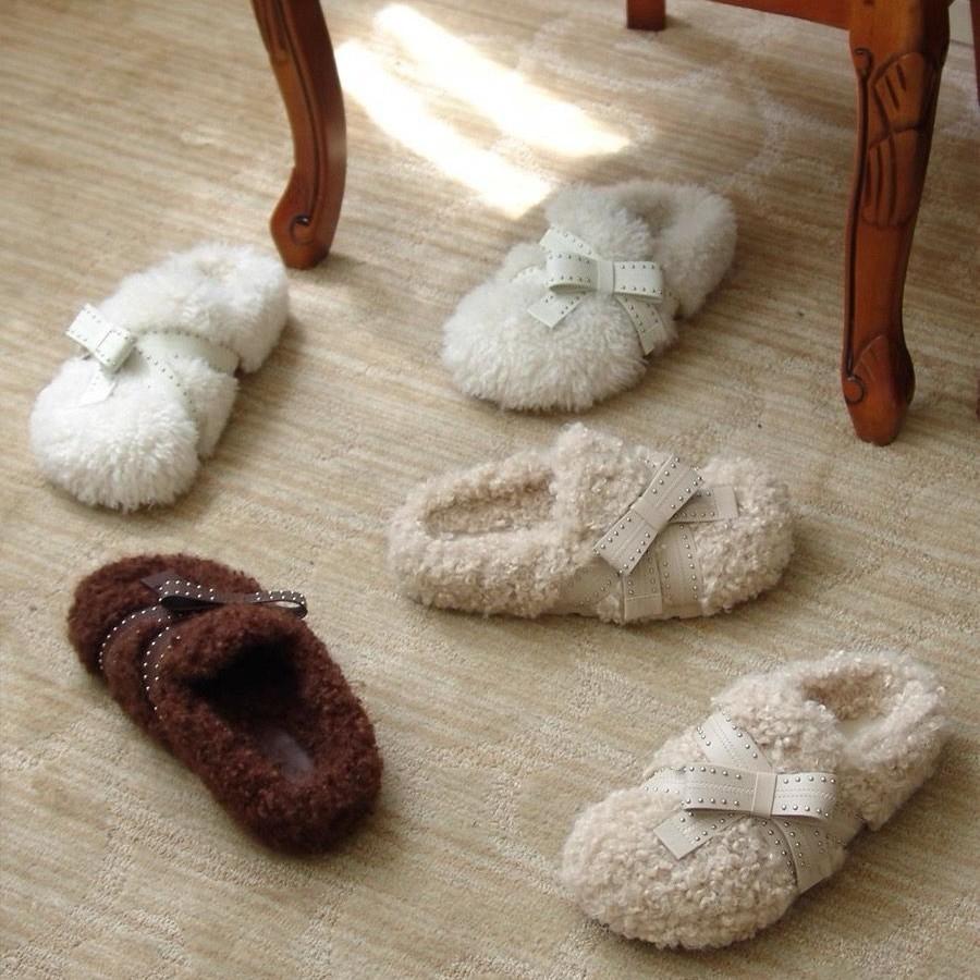 Retro Thick-soled One-pedal Slippers Velvet Cotton Shoes Autumn and Winter Design Sense Fashion French Casual Fluffy Shoes Women's Shoes