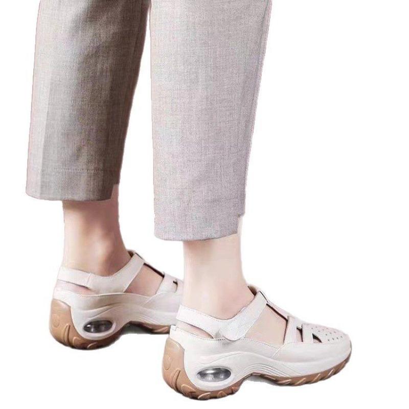 Wydrążone damskie buty na grubej podeszwie Nowe buty na miękkiej podeszwie Sandały typu flip-top i buty na koturnie