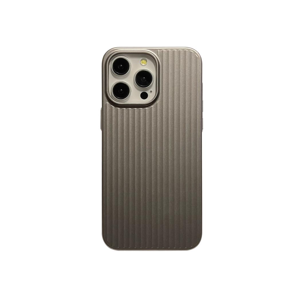 For Apple 16 Corrugated PC Does Not Turn Yellow for IPhone 15 Promax Mobile Phone Case 14 Simple Metal Buttons
