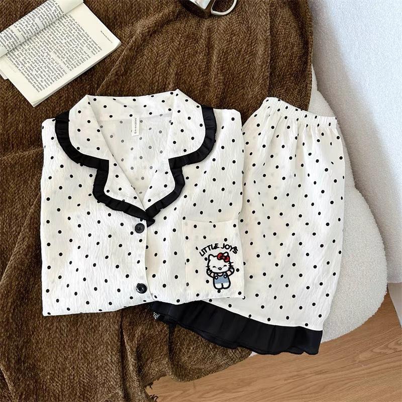 

Korean ins style full of printed polka dots Hello Kitty pajamas women s summer short-sleeved shorts high-value loungewear two-piece set S