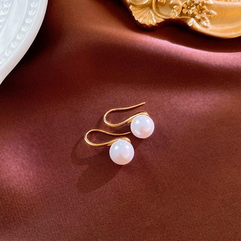 Silver Needle Diamond Pearl C-Shaped Earrings French Retro Premium Temperament Earrings Personality Light Luxury Earrings Women